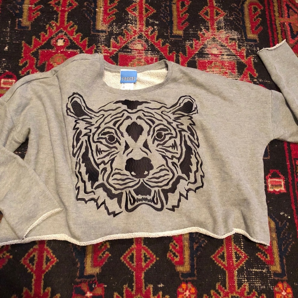 🔴 cropped tiger sweatshirt 🐯